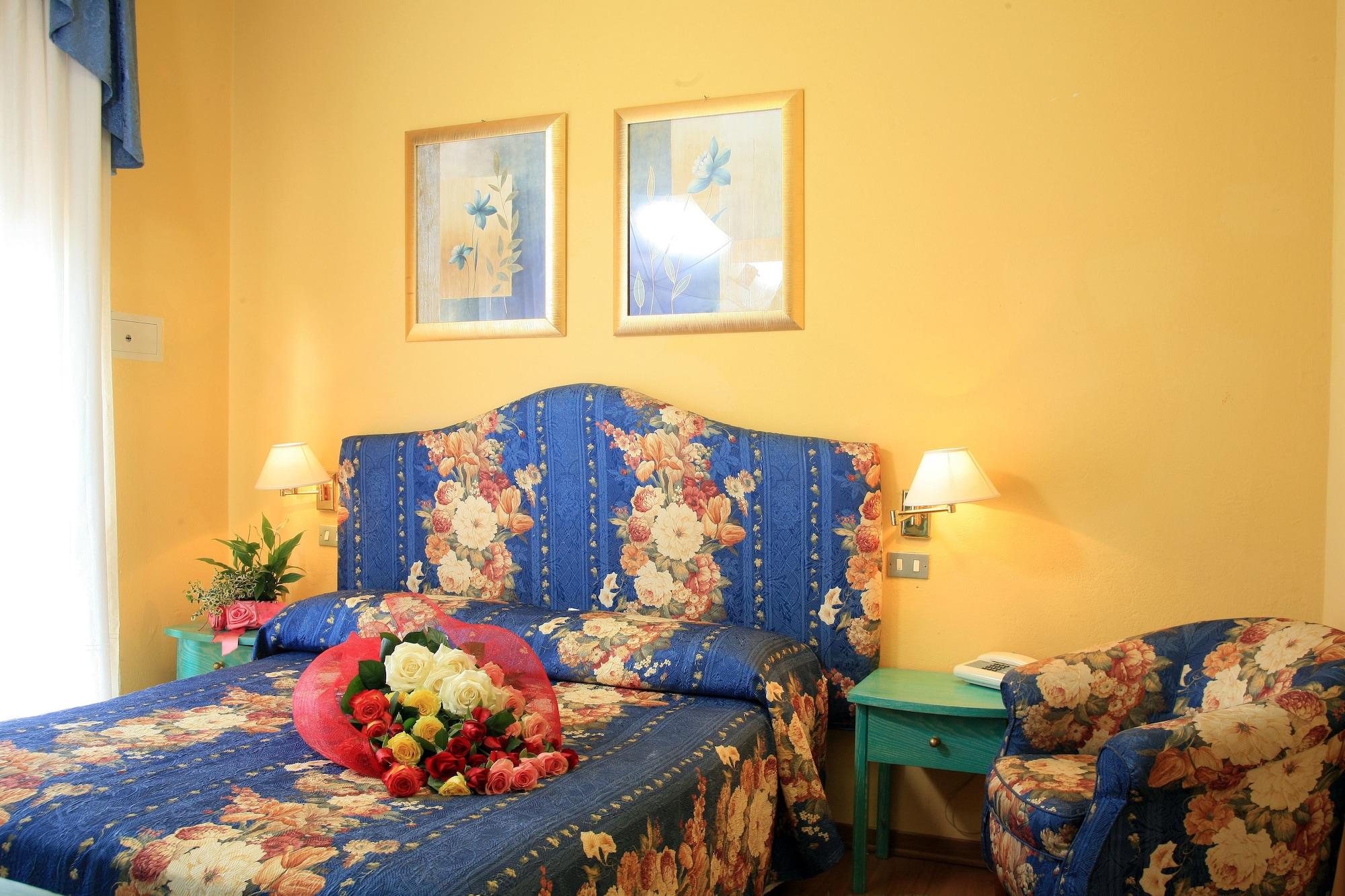 Hotel Nuovo Savi 몬테카티니테르메 외부 사진
