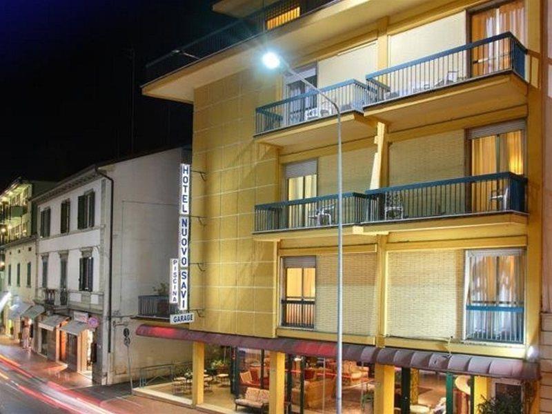 Hotel Nuovo Savi 몬테카티니테르메 외부 사진